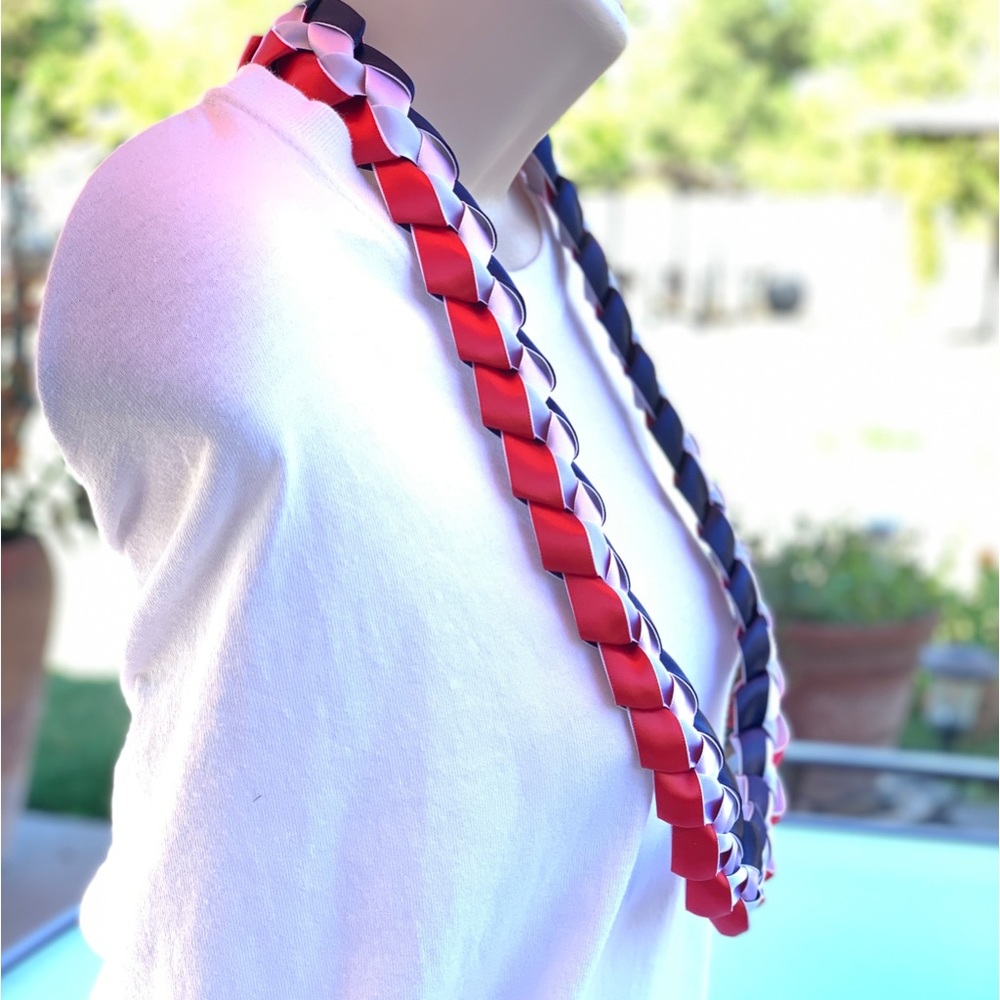 Patriotic Handmade Ribbon Lei - Picture 2 of 4
